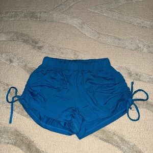 5 Dancewear Scrunch Side Shorts